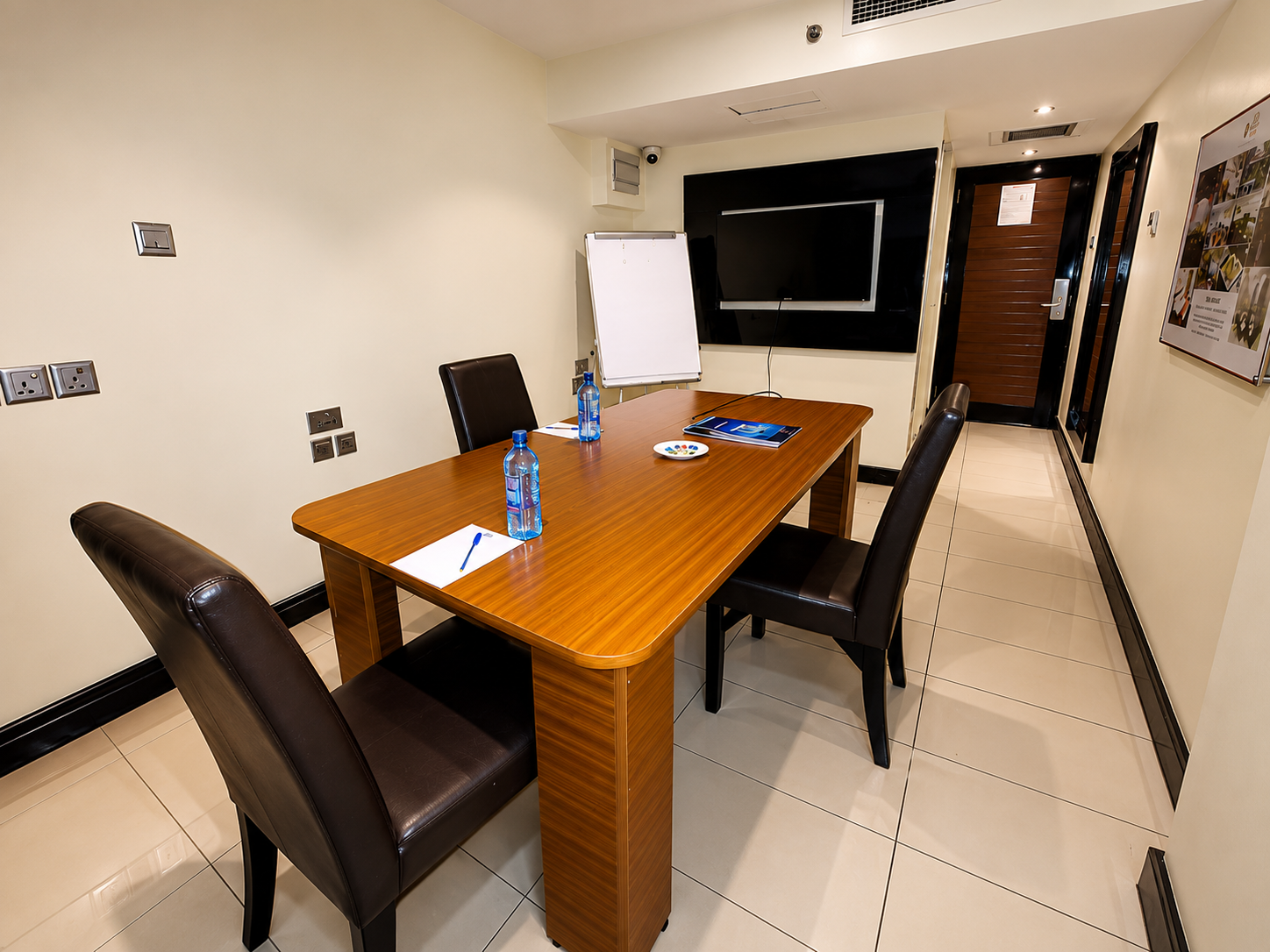 Aberdare 1 versatile meeting space